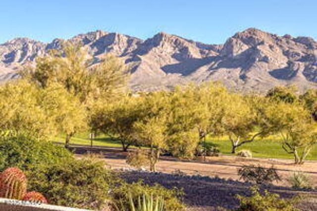1465 W Bridalveil Place, Tucson, AZ 85737