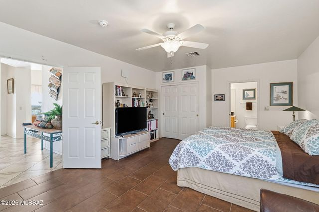 1465 W Bridalveil Place, Tucson, AZ 85737