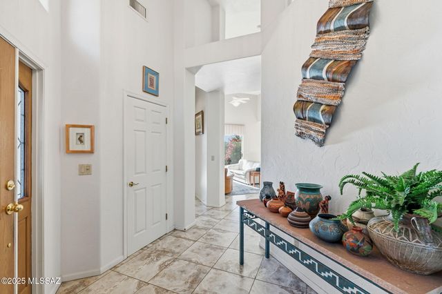 1465 W Bridalveil Place, Tucson, AZ 85737