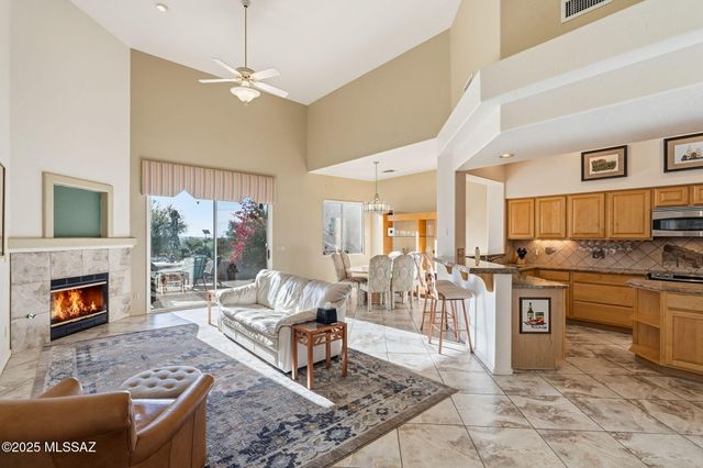 1465 W Bridalveil Place, Tucson, AZ 85737