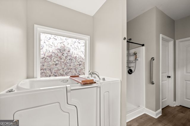 65 Academy Street, Pendergrass, GA 30567