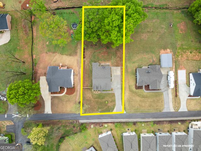 65 Academy Street, Pendergrass, GA 30567