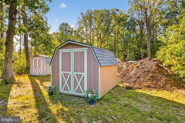 8220 AIRPORT RD #4, Northampton, PA 18067