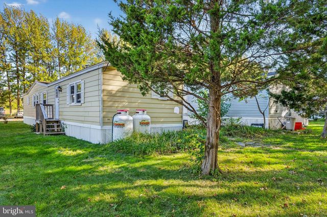 8220 AIRPORT RD #4, Northampton, PA 18067