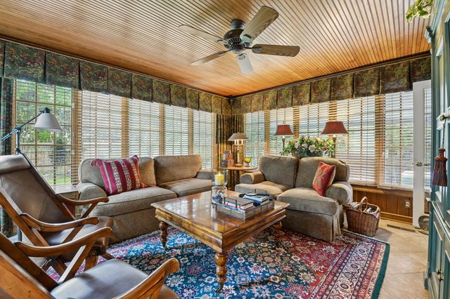 5011 Bruce Avenue, Edina, MN 55424