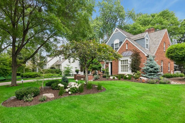 5011 Bruce Avenue, Edina, MN 55424