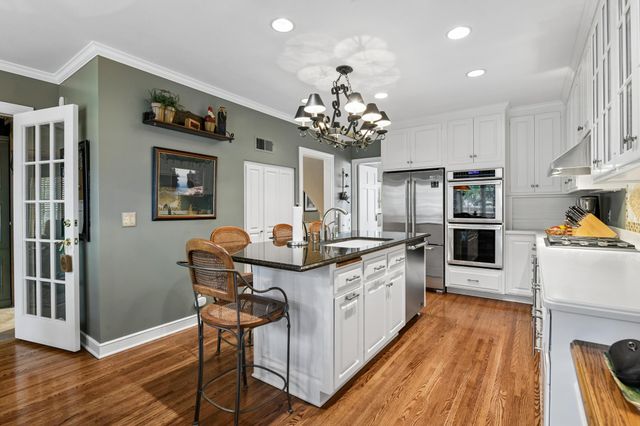 5011 Bruce Avenue, Edina, MN 55424