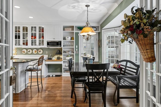 5011 Bruce Avenue, Edina, MN 55424