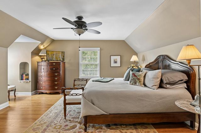 5011 Bruce Avenue, Edina, MN 55424