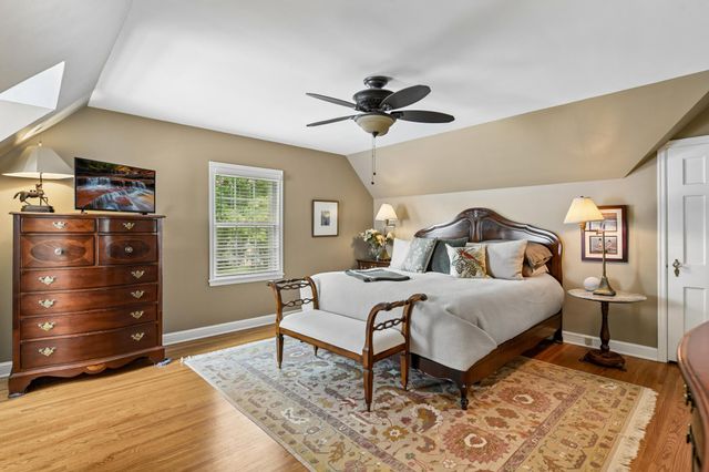 5011 Bruce Avenue, Edina, MN 55424