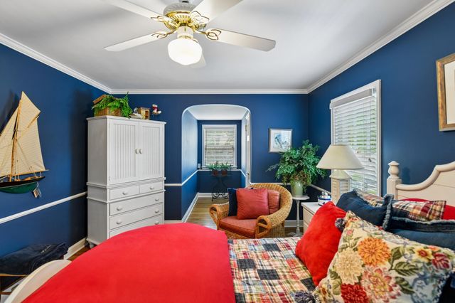 5011 Bruce Avenue, Edina, MN 55424