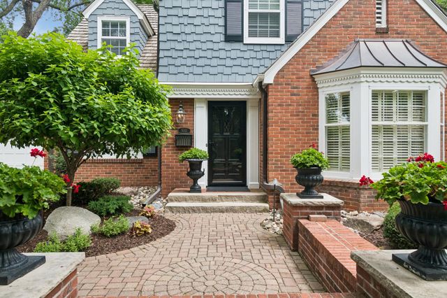 5011 Bruce Avenue, Edina, MN 55424