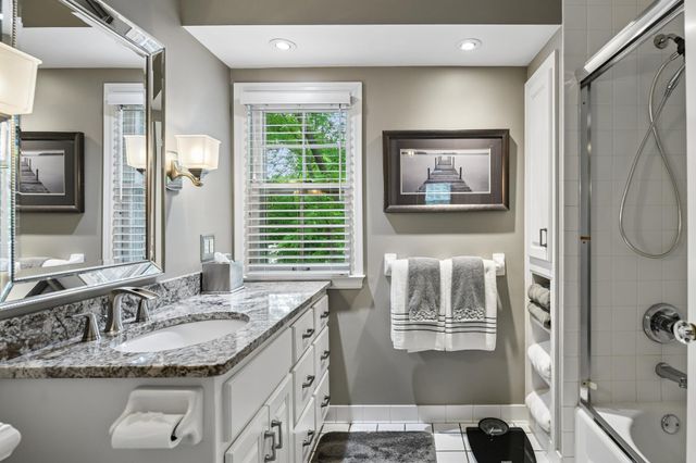 5011 Bruce Avenue, Edina, MN 55424
