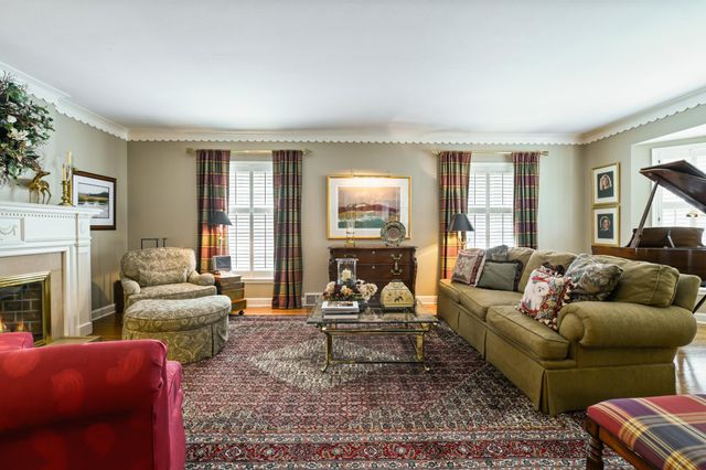 5011 Bruce Avenue, Edina, MN 55424