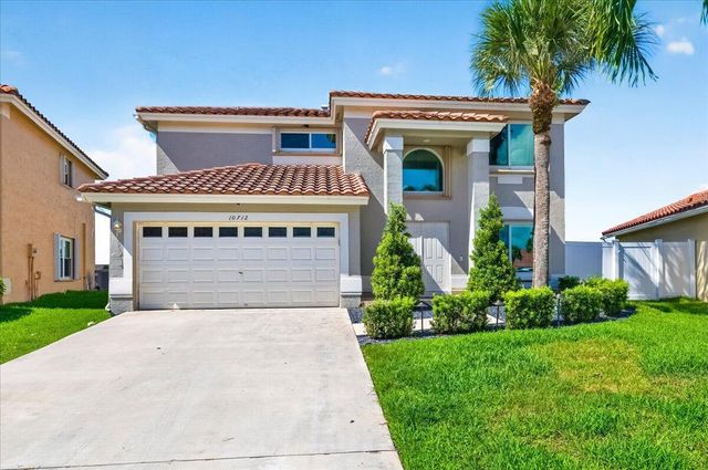 10712 Oak Lake Way, Boca Raton, FL 33498