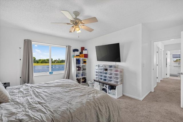 10712 Oak Lake Way, Boca Raton, FL 33498