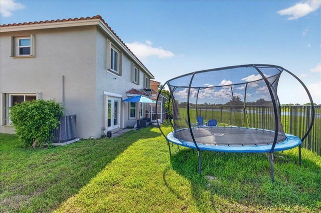 10712 Oak Lake Way, Boca Raton, FL 33498