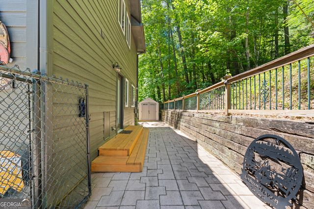 3250 Brandon Mill Road, Lakemont, GA 30552