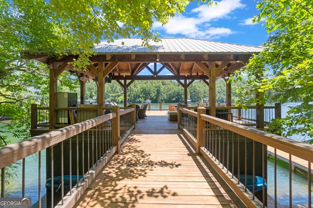 3250 Brandon Mill Road, Lakemont, GA 30552