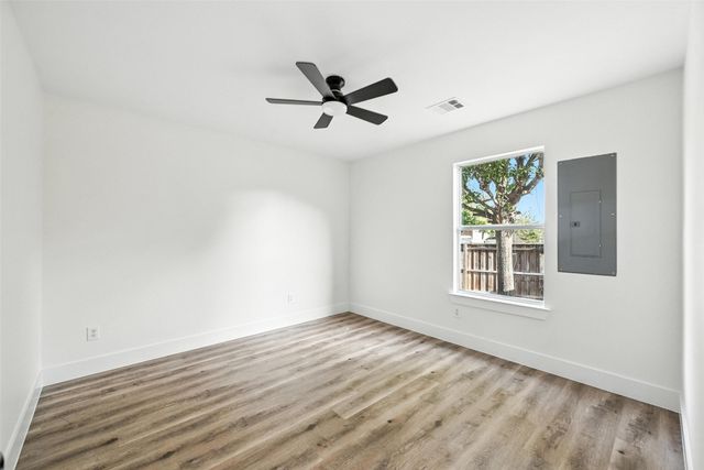 10215 Shelburne Drive, Dallas, TX 75227