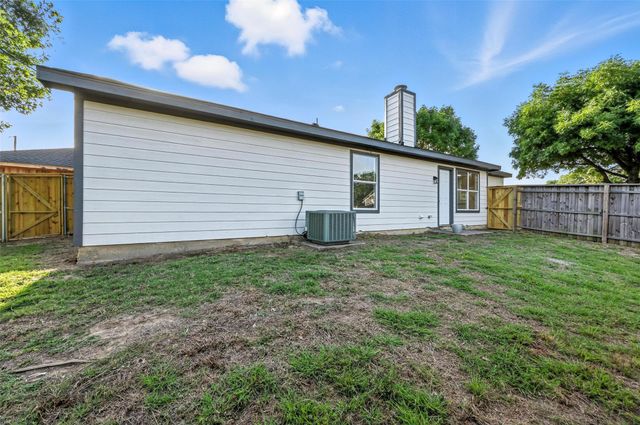 10215 Shelburne Drive, Dallas, TX 75227