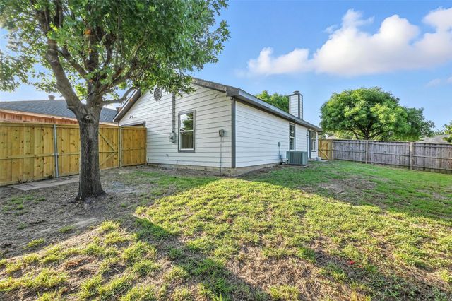 10215 Shelburne Drive, Dallas, TX 75227