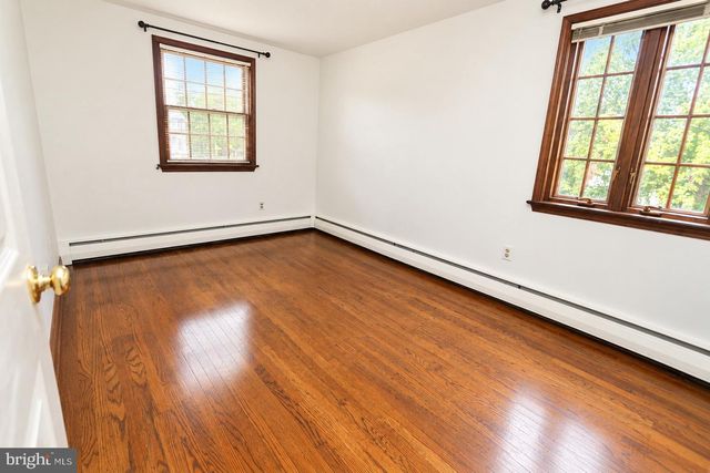 3016 BRAMBLING LN, Norristown, PA 19403