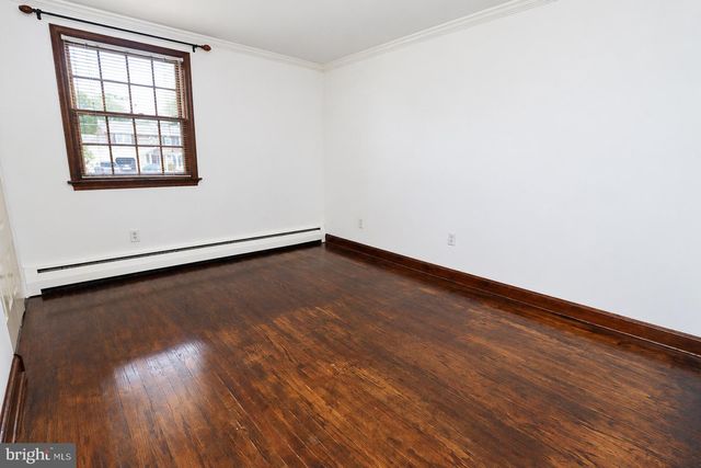 3016 BRAMBLING LN, Norristown, PA 19403