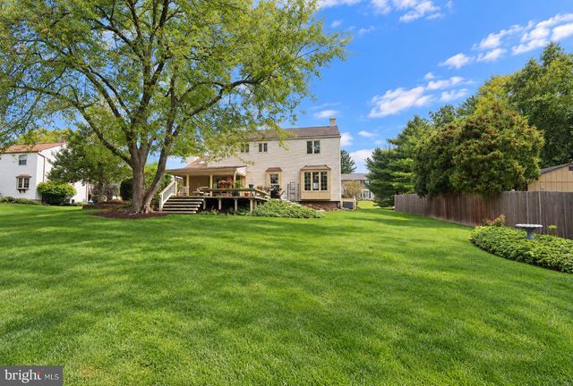 3016 BRAMBLING LN, Norristown, PA 19403