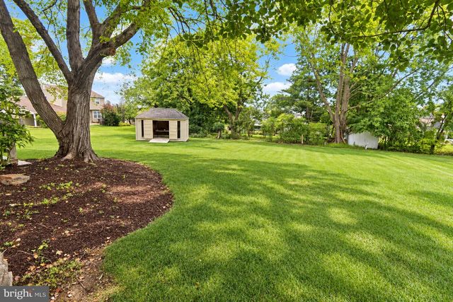 3016 BRAMBLING LN, Norristown, PA 19403