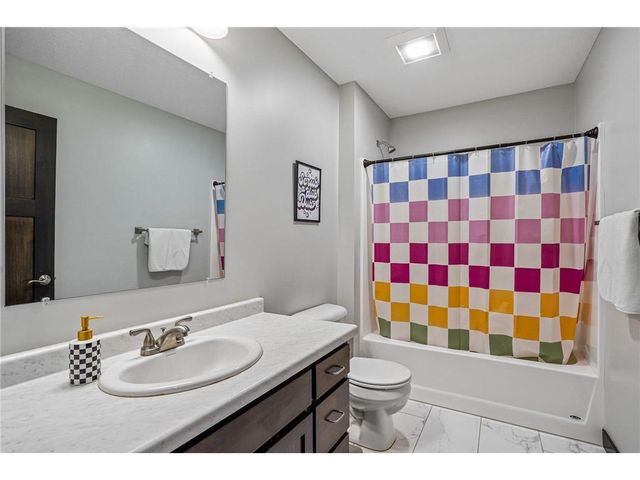 541 Prairie Road, New Richmond, WI 54017