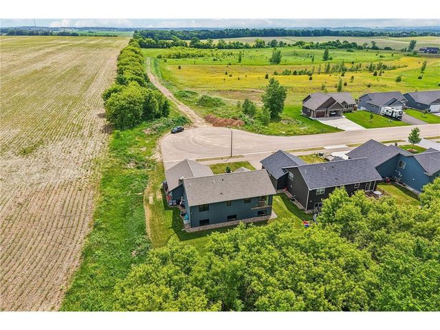 541 Prairie Road, New Richmond, WI 54017