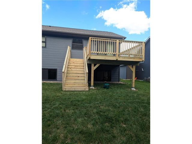 541 Prairie Road, New Richmond, WI 54017