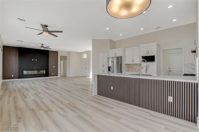 10100 Folsom Drive, Las Vegas, NV 89134