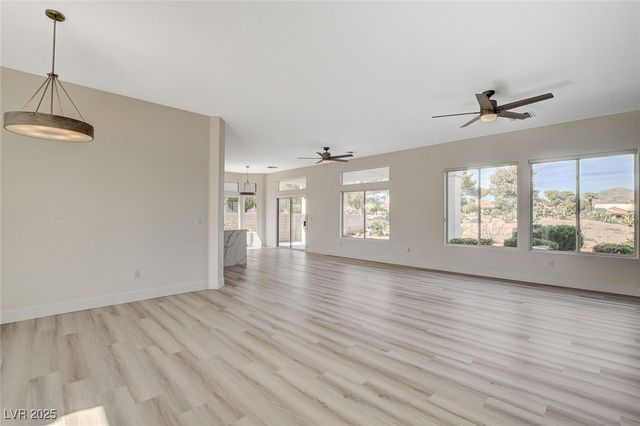 10100 Folsom Drive, Las Vegas, NV 89134