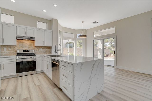 10100 Folsom Drive, Las Vegas, NV 89134