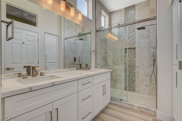 10100 Folsom Drive, Las Vegas, NV 89134