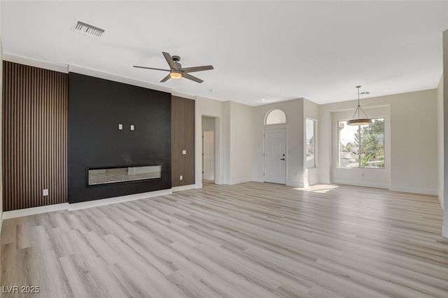 10100 Folsom Drive, Las Vegas, NV 89134