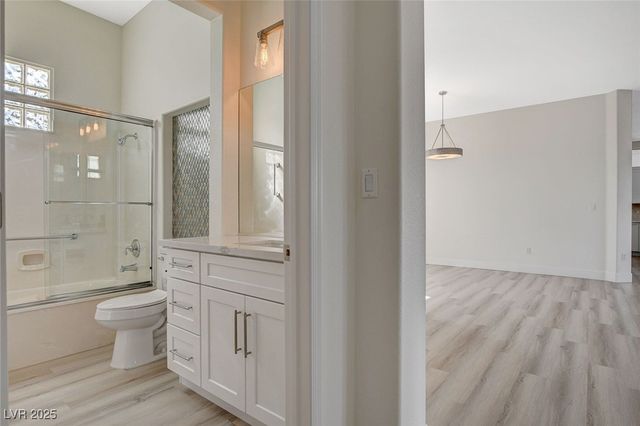 10100 Folsom Drive, Las Vegas, NV 89134