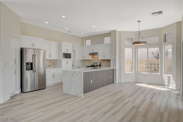 10100 Folsom Drive, Las Vegas, NV 89134