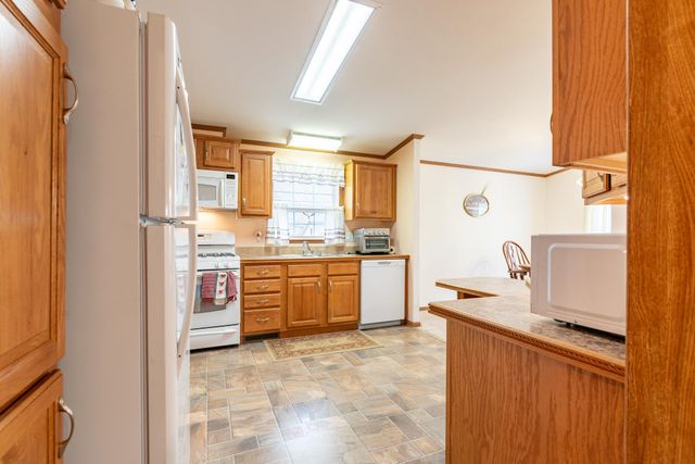 40 Ivy Lane, Farmington, NH 03835