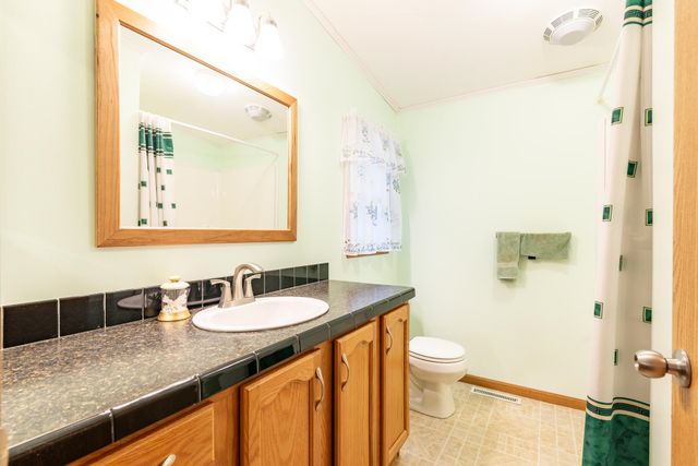 40 Ivy Lane, Farmington, NH 03835