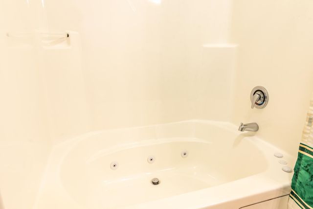 40 Ivy Lane, Farmington, NH 03835