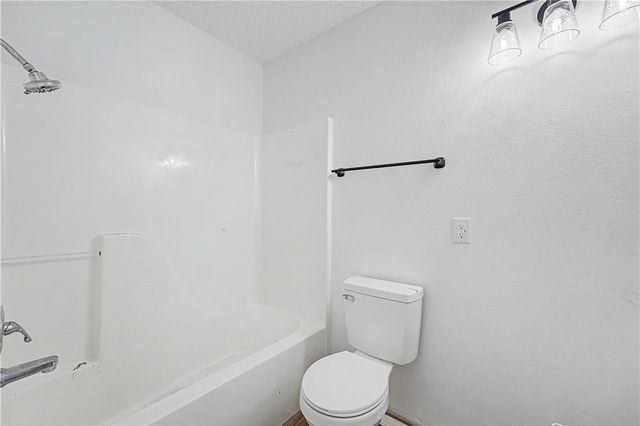 3306 SW Landau Court, Bentonville, AR 72712