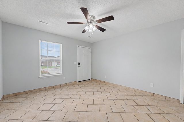 3306 SW Landau Court, Bentonville, AR 72712