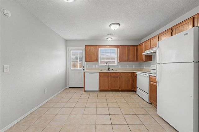 3306 SW Landau Court, Bentonville, AR 72712