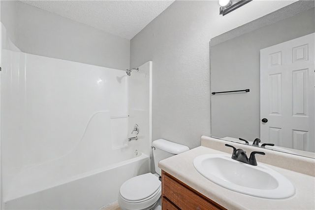 3306 SW Landau Court, Bentonville, AR 72712