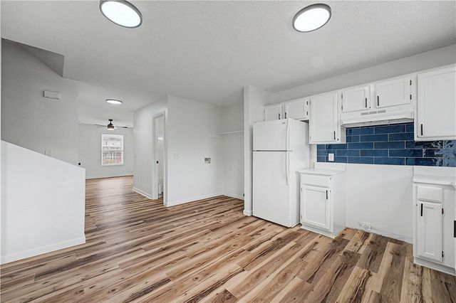3306 SW Landau Court, Bentonville, AR 72712