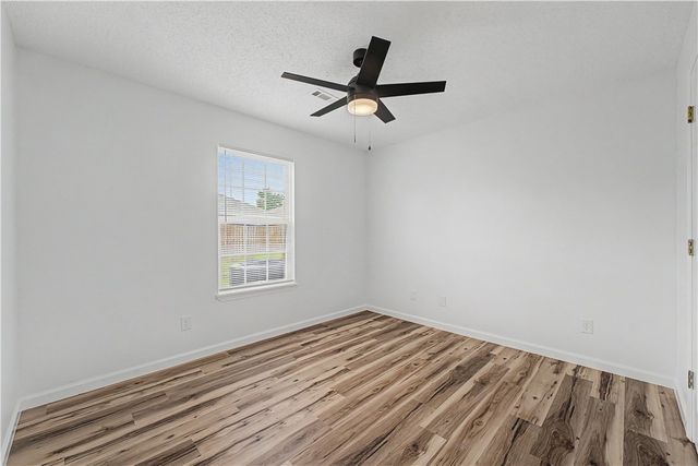 3306 SW Landau Court, Bentonville, AR 72712