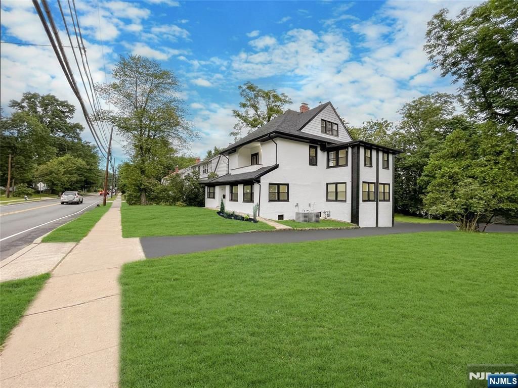 288 Gregory Avenue, West Orange, NJ 07052